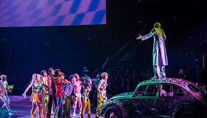 Twist and Shout du spectacle The Beatles LOVE du Cirque du Soleil