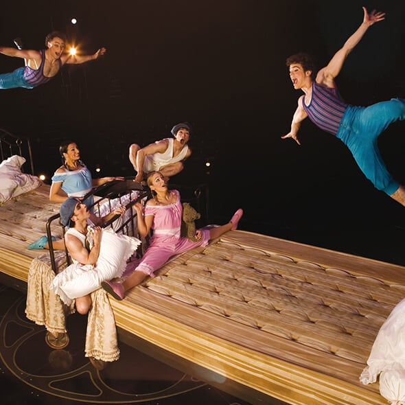 The Trampoline Bouncing Beds act from Corteo