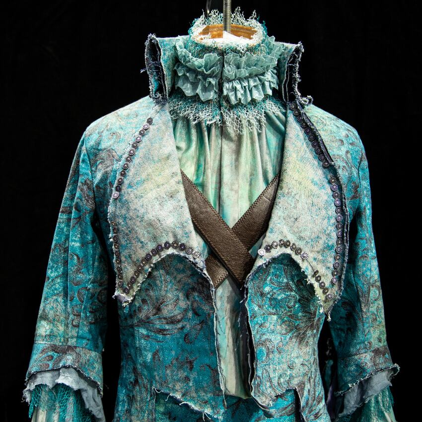 Nouveau costume d'Alegria