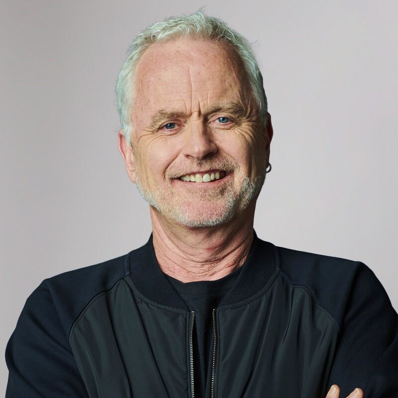  Jonathan Deans
