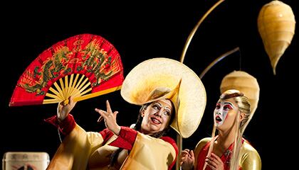 Nursemaid Twin Sister du spectacle KÀ du Cirque du Soleil