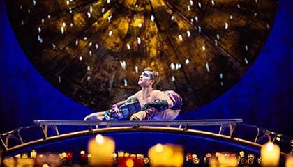 Contorsion du spectacle Luzia du Cirque du Soleil