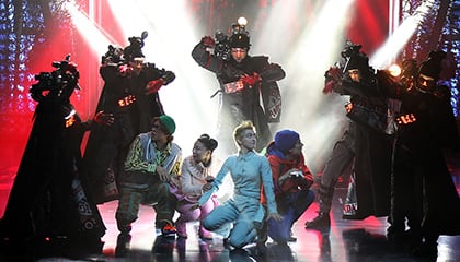 Tabloid Junkie du spectacle Michael Jackson One du Cirque du Soleil