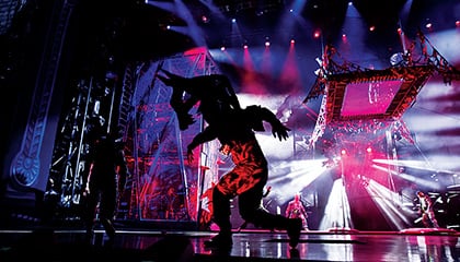 Thriller du spectacle Michael Jackson One du Cirque du Soleil